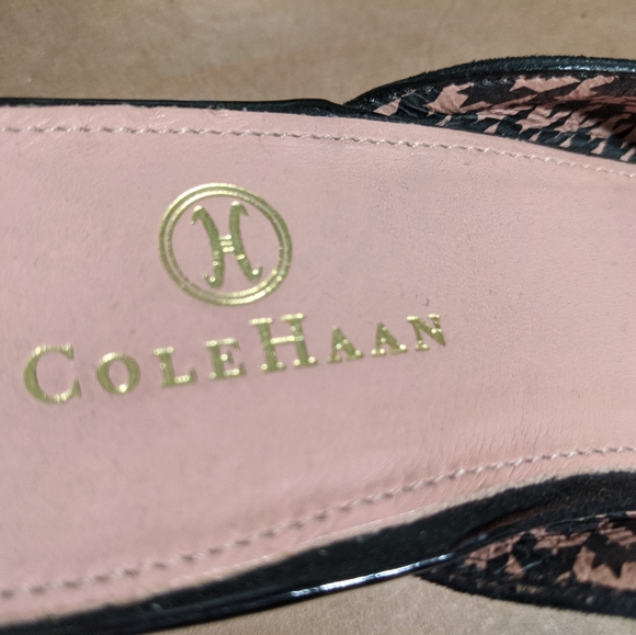 COLE HAAN Black Suede Mules Vintage size 6 - Picture 2 of 6